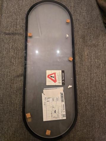 Ovaal glas voordeur melkglas 75 cm hoog x 26.5 cm breed beschikbaar voor biedingen