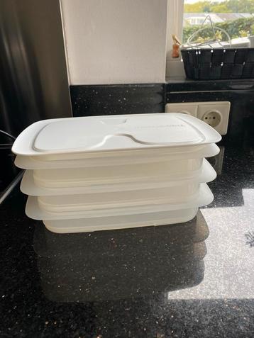 Tupperware Vleeswarenbakjes - Set van 4 beschikbaar voor biedingen