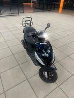 Scooter zip 4takt, Ophalen, Zo goed als nieuw, Zip