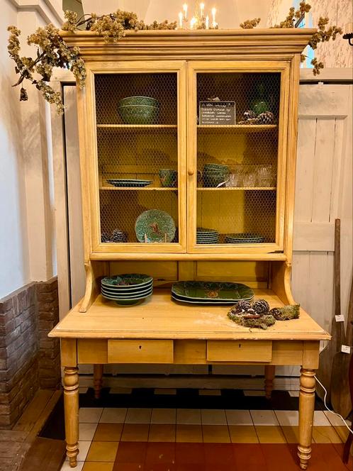 Antieke kast, bureau kast, servieskast, keuken kast, Antiek en Kunst, Antiek | Meubels | Kasten, Ophalen of Verzenden