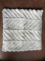 Sierkussen hoes, off white, Ophalen of Verzenden, Zo goed als nieuw, Wit, Vierkant