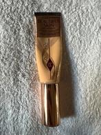 Charlotte Tilbury Beautiful Skin Foundation 2 Neutral, Ophalen, Gehele gezicht, Beige, Zo goed als nieuw