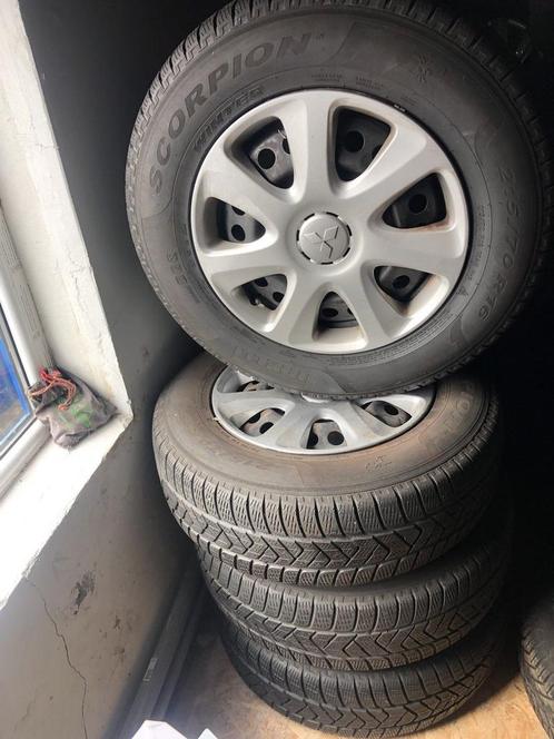 Set PIRELLI velgen + banden 215/70R16 winter, Auto-onderdelen, Banden en Velgen, Banden en Velgen, Winterbanden, 16 inch, 215 mm