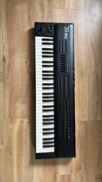 Roland jv 80, Ophalen, Zo goed als nieuw, 61 toetsen, Roland