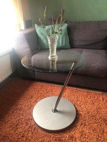 Gratis glazen bijzettafel chroom, ronde tafel, glas beschikbaar voor biedingen