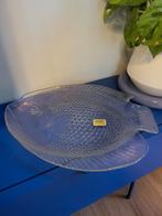 Vintage glazen serveerschaal in de vorm van een vis (groot),, Ophalen of Verzenden, Overige stijlen, Glas, Schaal of Schalen