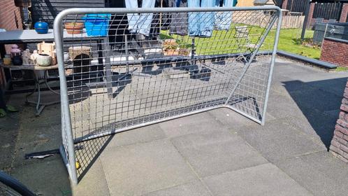 Voetbal goaltje doel stalen verzinkt. 240cm x 147cm, Sport en Fitness, Voetbal, Gebruikt, Overige typen, Ophalen