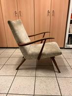 Vintage wingback fauteuil met houten armleuningen, Ophalen, Gebruikt, Overige kleuren, Eén