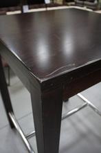 Donkerbruine vierkante statafel bartafel hout cafe mancave, Huis en Inrichting, Barkrukken, Ophalen, Gebruikt, Met voetsteun, Metaal