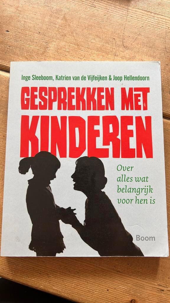 Joop Hellendoorn - Gesprekken met kinderen, Boeken, Studieboeken en Cursussen, Zo goed als nieuw, Ophalen of Verzenden