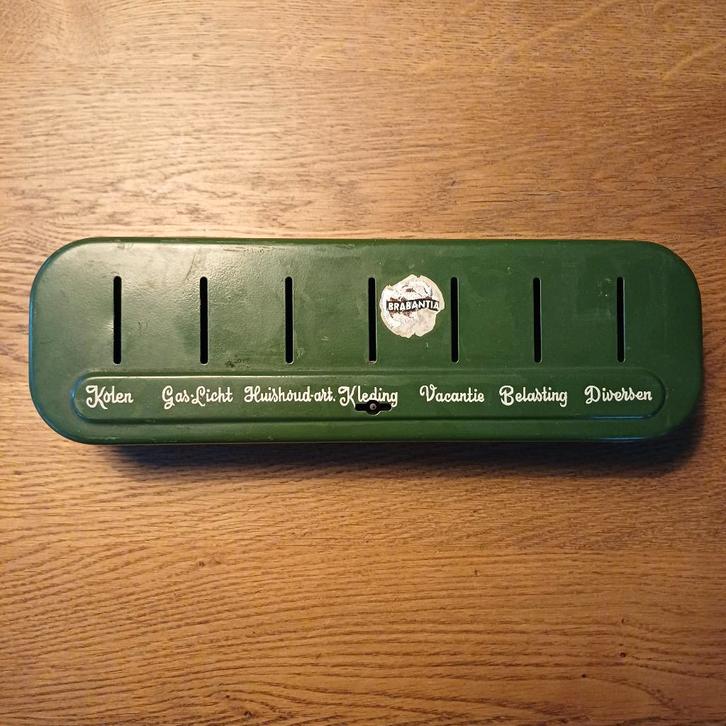 Spaarblik Brabantia, Verzamelen, Spaarpotten, Gebruikt, Overige thema's, Metaal of Blik, Ophalen of Verzenden