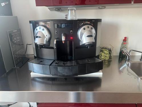 Koffiezet automaat Gemini 220 Nespresso te koop, Witgoed en Apparatuur, Koffiezetapparaten, Gebruikt, Koffiepads en cups, Espresso apparaat