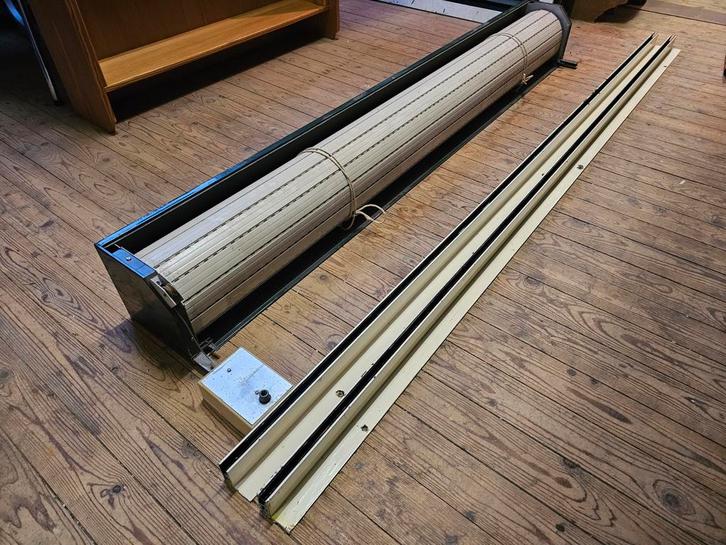 Aluminium lamellen rolluik *COMPLEET*, Doe-het-zelf en Verbouw, Rolluiken, Zo goed als nieuw, 200 cm of meer, 150 tot 200 cm, Crème of Beige