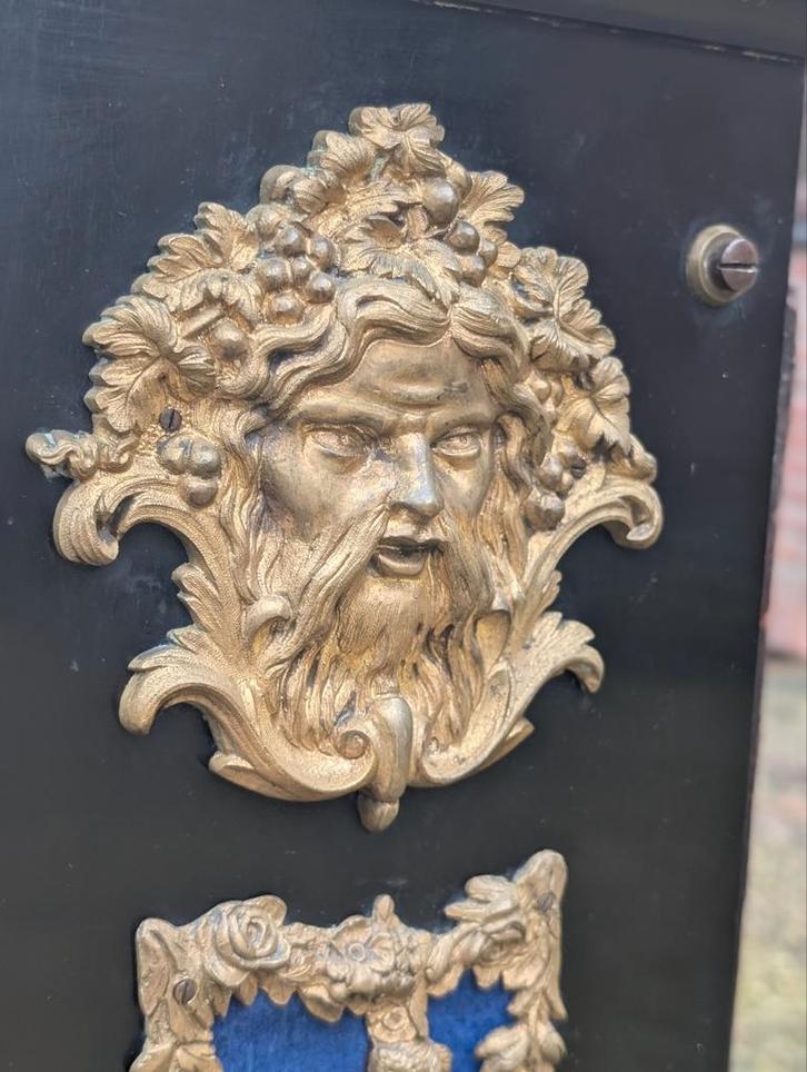 Grote antieke Engelse tafel klok. 75 cm. €2850. 8 bellen, Antiek en Kunst, Antiek | Klokken, Ophalen