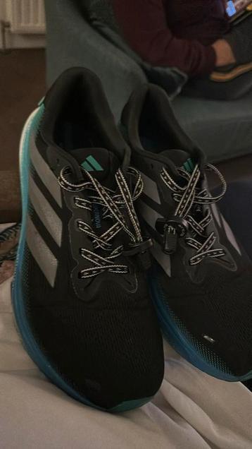 Adidas Supernova maat 43 Berlijn editie beschikbaar voor biedingen