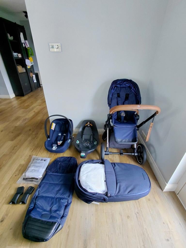 Cybex Priam 4 in 1, Kinderen en Baby's, Kinderwagens en Combinaties, Zo goed als nieuw, Verstelbare duwstang, Ophalen, Kinderwagen