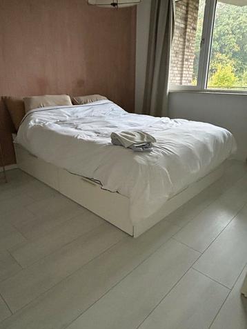 Brimnes Bed 180x200 met lades + lattenbodem beschikbaar voor biedingen