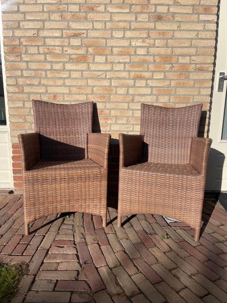 2 stuks rieten stoelen, Tuin en Terras, Tuinstoelen, Gebruikt, Rotan, Ophalen
