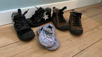 Kinderschoenen en regenlaarzen - maat 25 beschikbaar voor biedingen