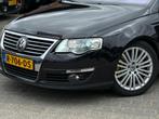 Volkswagen Passat Variant 3.2 V6 Comfortline 4M VOL OPTIE/TV, Auto's, Automaat, Gebruikt, Beige, Zwart