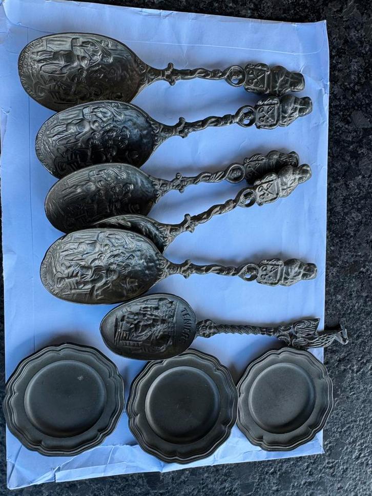 Tinnen lepels en bordjes, Antiek en Kunst, Curiosa en Brocante, Ophalen of Verzenden