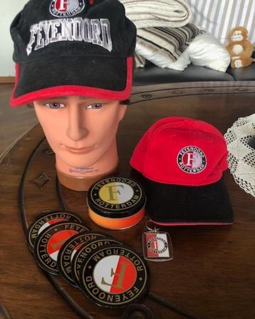 FEYENOORD ROTTERDAM 2 Caps - onderzetters Nr.17 jdu  beschikbaar voor biedingen