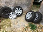 Set Winterbanden 205/65R15 met velg en wieldoppen, Auto-onderdelen, Banden en Velgen, Ophalen, Gebruikt, 15 inch, Banden en Velgen