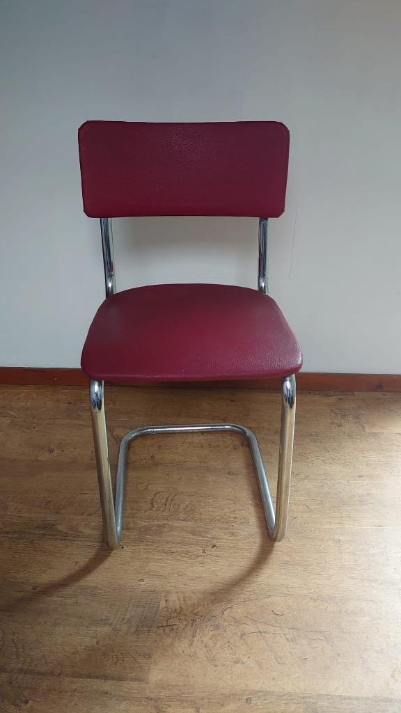 Design stoel (Gispen) rood, zonder armleuningen, Huis en Inrichting, Stoelen, Zo goed als nieuw, Eén, Kunststof, Leer, Rood, Ophalen