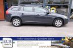 Volvo V60 T3 150 pk Kinetic, Navi, Bluetooth, Trekhaak, Voorwielaandrijving, Stof, 4 cilinders, Origineel Nederlands