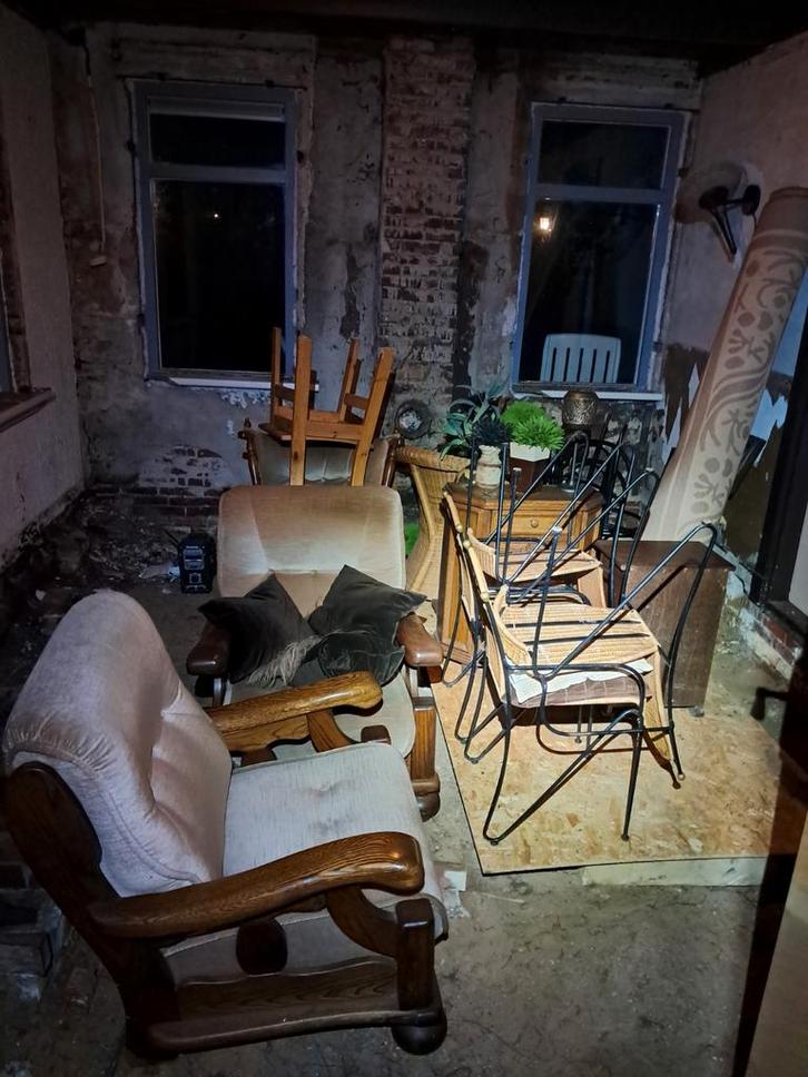 Inboedel - stoelen, tafels, decoratie, Antiek en Kunst, Antiek | Meubels | Stoelen en Banken, Ophalen