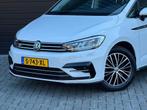 Volkswagen Touran 1.4 TSI Highline Edition R-Line |Pano|5p|, 4 cilinders, 150 pk, Alcantara, Wit