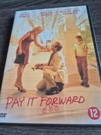 Pay it forward, Ophalen of Verzenden, Zo goed als nieuw, Drama