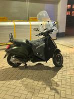 Vespa sprint 50cc, Ophalen of Verzenden, Zo goed als nieuw, Benzine