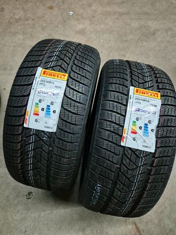 255/50R19 nieuw dot 2024 pirelli winterbanden 2 stuks beschikbaar voor biedingen
