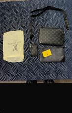 Louis Vuitton Heren Tas Set, Ophalen of Verzenden, Zo goed als nieuw, Zwart, Schoudertasje