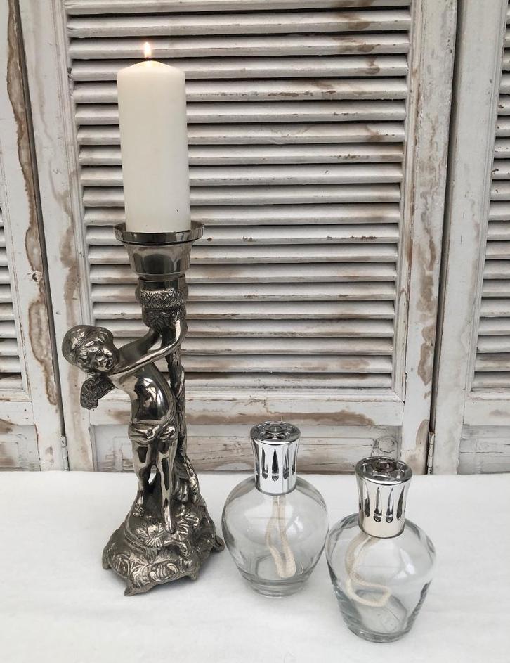 Zilverkleurige Engel Kandelaar, Huis en Inrichting, Woonaccessoires | Kandelaars en Kaarsen, Zo goed als nieuw, Kandelaar, 50 tot 75 cm
