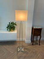Kamerlamp €15, Huis en Inrichting, Lampen | Vloerlampen, Ophalen of Verzenden, Zo goed als nieuw, Metaal, Modern
