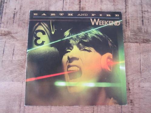 Single Earth and Fire - Weekend, Cd's en Dvd's, Vinyl Singles, Zo goed als nieuw, Single, Pop, 7 inch, Ophalen