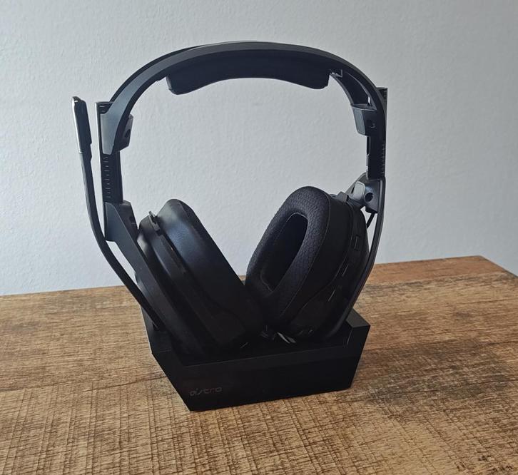Astro A50 Gen 4 Gaming Headset, Computers en Software, Headsets, Gebruikt, Over-ear, Draadloos, Gaming headset, Inklapbare microfoon