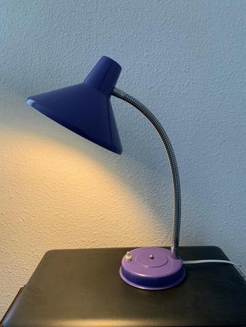Zeldzame Paarse Space Age Flexibele Bureaulamp beschikbaar voor biedingen