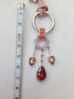 Mooie ti sento hanger multicolor + roze/beige koord, Sieraden, Tassen en Uiterlijk, Kettingen, Ophalen of Verzenden, Zo goed als nieuw