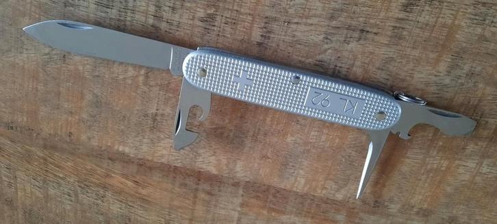 KL 92 Victorinox zakmes, Verzamelen, Militaria | Algemeen, Landmacht, Mes of Dolk, Nederland, Ophalen of Verzenden