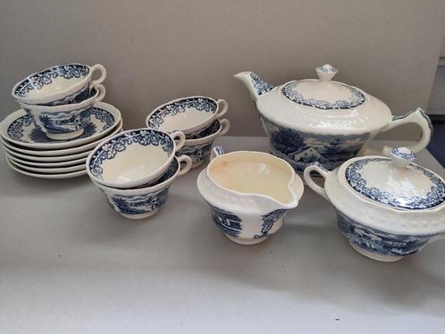 Societe Ceramique Boerenhoeve theeservies blauw/wit 15 delig, Antiek en Kunst, Antiek | Servies los, Ophalen