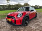 Mini Electric 184pk Aut 2023 Rood 17750 KM Lederen bekleding, Auto's, 4 stoelen, 93 kWh, Elektrisch, Particulier