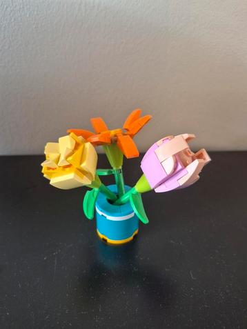 Lego Bloemetjes  beschikbaar voor biedingen