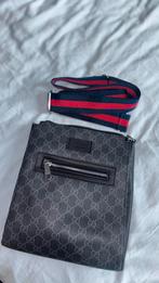 Gucci Schoudertas - Nieuw, Sieraden, Tassen en Uiterlijk, Tassen | Schoudertassen, Ophalen of Verzenden, Nieuw, Zwart, Overige merken