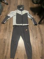 Nike tech, Ophalen of Verzenden, Zo goed als nieuw, Grijs, Algemeen