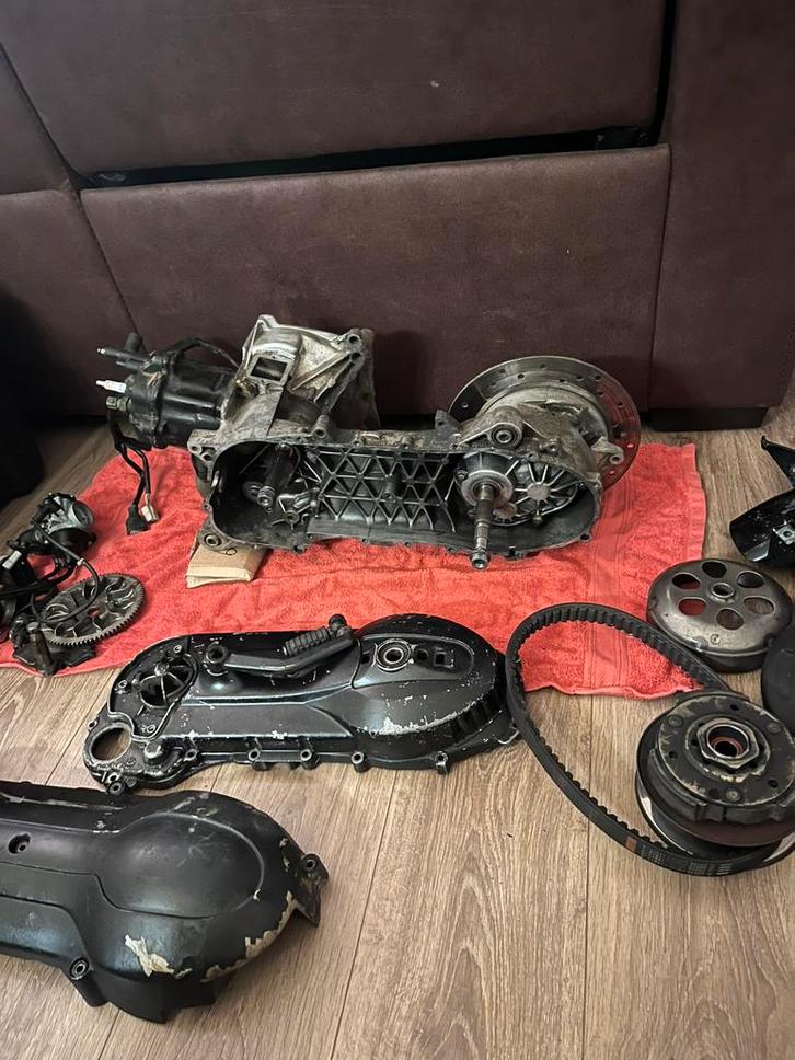 Gilera runner m07 dd dg motorblok, Fietsen en Brommers, Brommeronderdelen | Scooters, Gebruikt, Piaggio, Blok, Ophalen of Verzenden