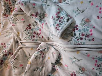 Hema Slaapzak 86-104 met Bloemen beschikbaar voor biedingen