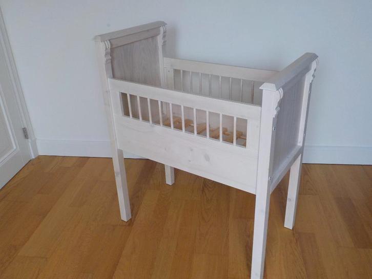 Houten baby wieg ledikant co-sleeper demontabel, Kinderen en Baby's, Babywiegjes en Ledikanten, Zo goed als nieuw, Ledikant, Ophalen